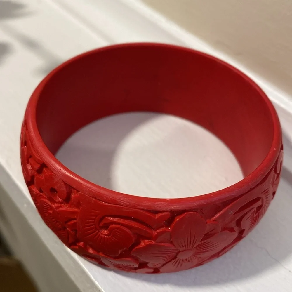 Red Floral Carved Bangle